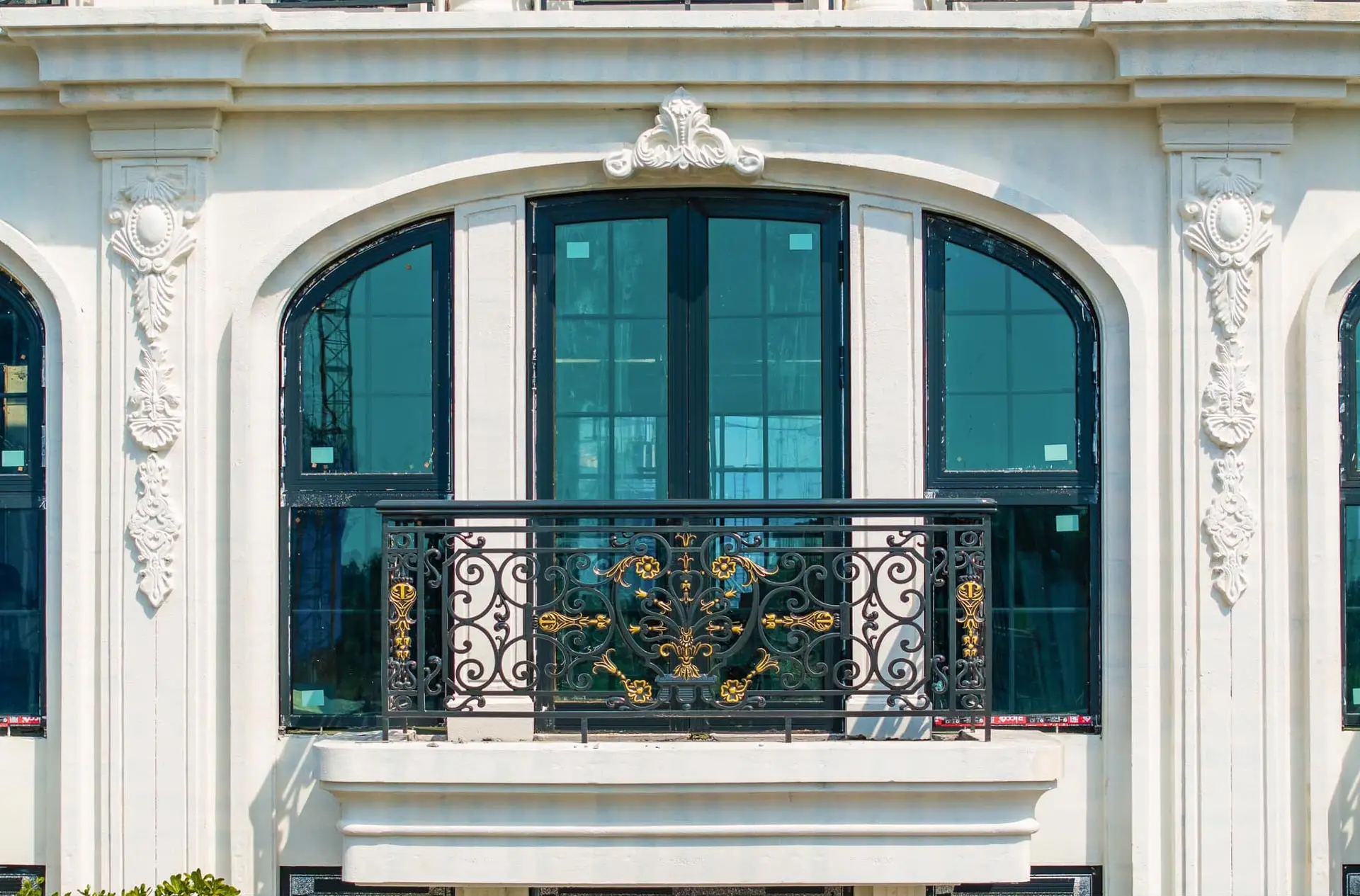 lan can shophouse noble palace tay thang long